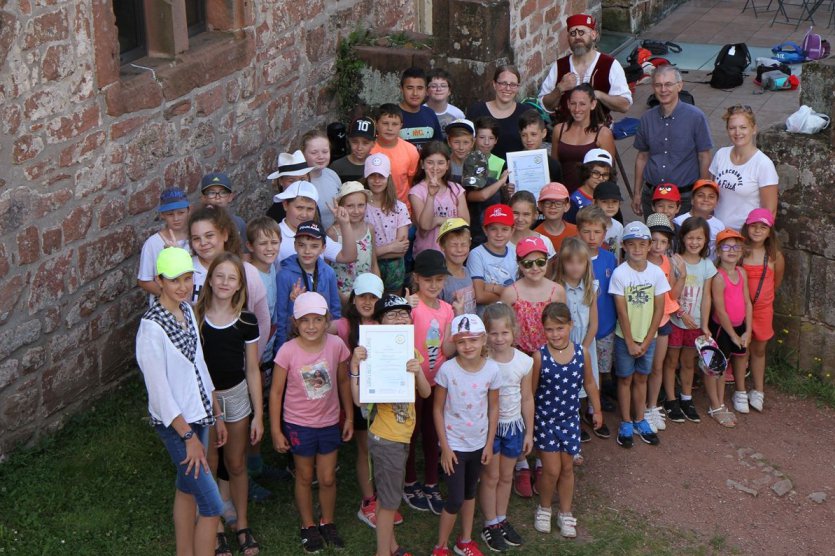 Passe-Partout : les classes gagnantes de Brumath et de Karlsruhe se rencontrent au Château de Lichtenberg