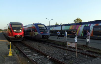 Deutsche und französische Züge im Bahnhof von Wissembourg | Des trains allemands et francais à la gare de Wissembourg